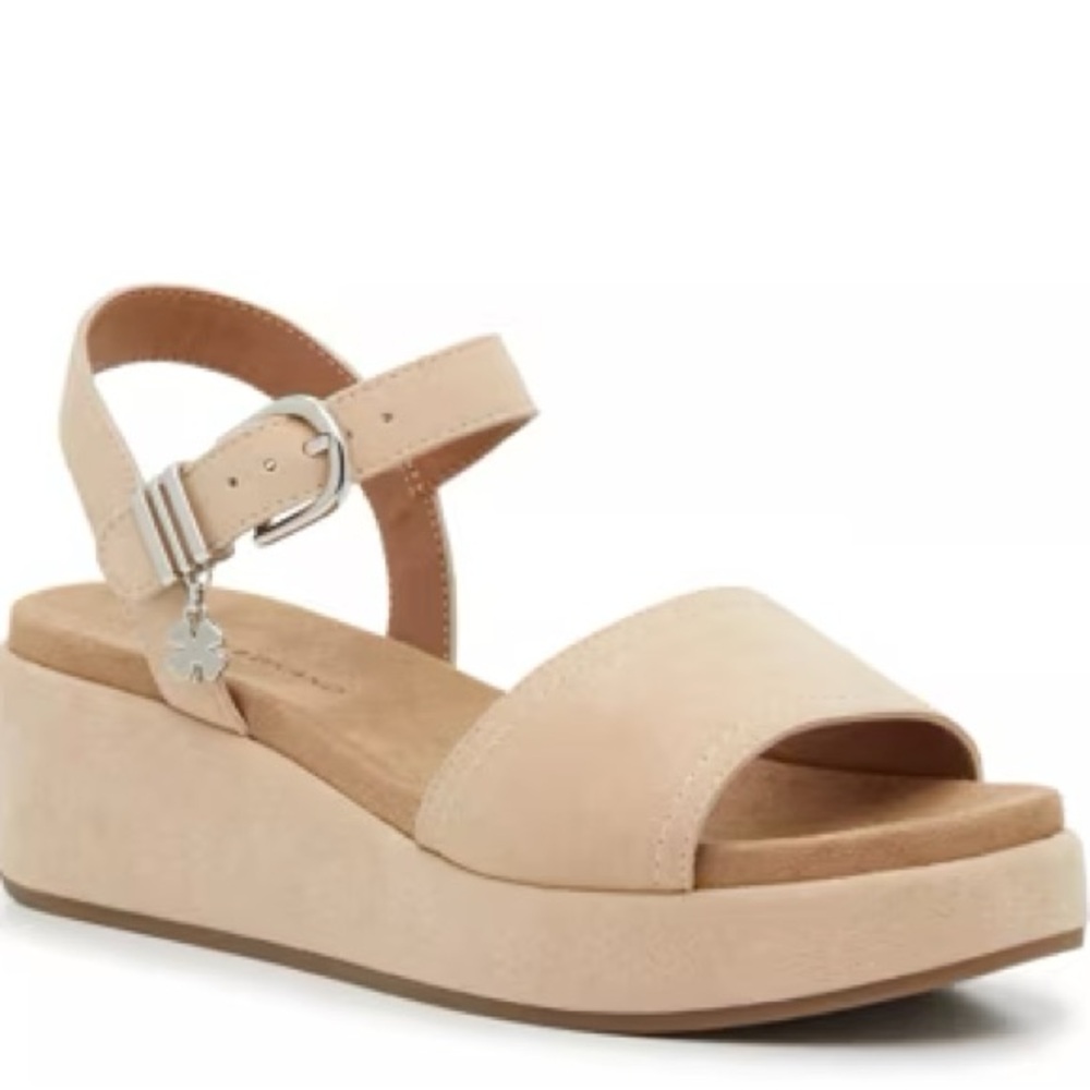 Lucky Brand Tan Wedge Sandals